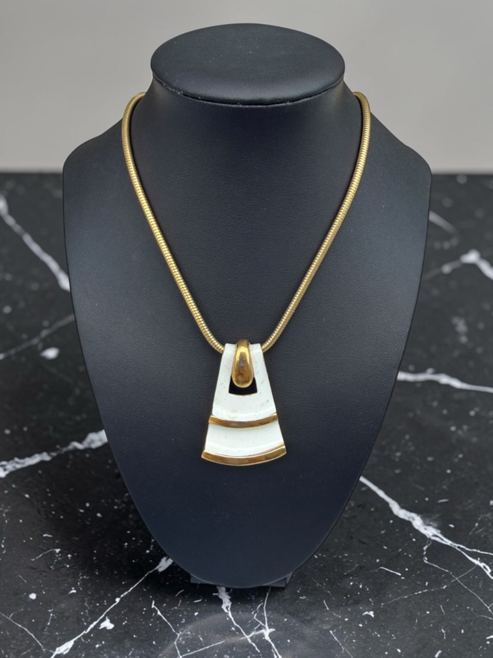 Vintage Modernist‎ White Enamel Geometric Pendant Necklace Gold Tone Snake Chain